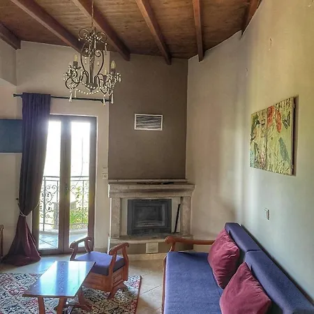 Pensión Xenonas Vasilikou Valtesiniko