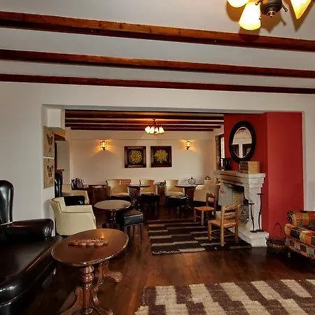 Xenonas Vasilikou 3* Valtessiniko