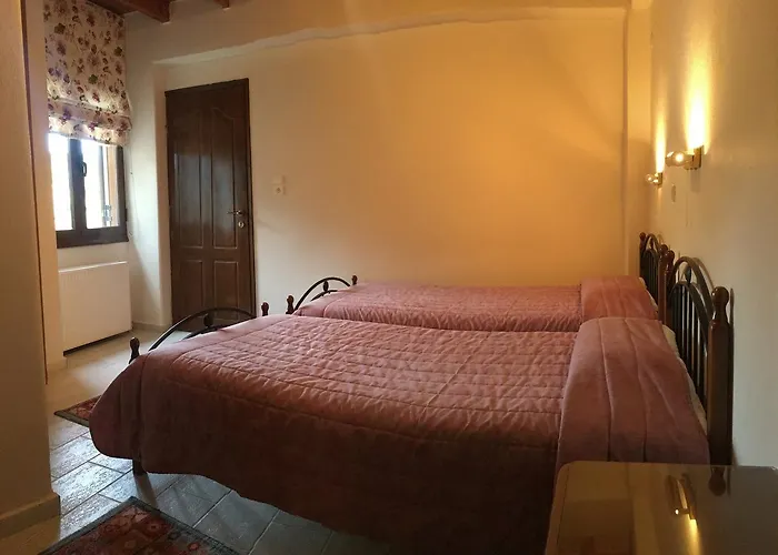 Xenonas Vasilikou בית הארחה 3*